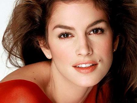 আপনার সঙ্গীটি কতটা রোম্যান্টিক, কেমন চরিত্রের, তা বলে দেবে গায়ের তিল