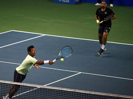 সহজ জয় জোকার- মাশা'র, দুরন্ত লিয়েন্ডার জাত চেনাচ্ছেন