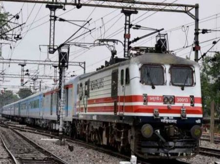 লেট ট্রেনের দুর্ভোগ কাটাতে রেলের বিশেষ উদ্যোগ