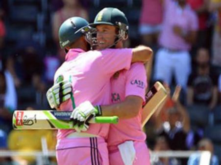 আজ ওয়ান্ডারার্সে প্রোটিয়াদের হারাতে 'অন্যকিছু'র সঙ্গে লড়তে হবে বিরাটদের