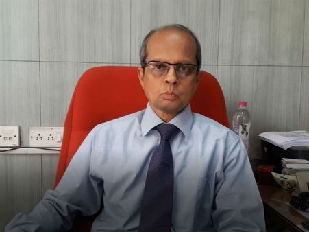 দাঁড়িপাল্লায় বাজেট, কতটা লাভবান মধ্যবিত্ত, কী বলছেন ইনভেস্টমেন্ট জার্নালিস্ট অমিতাভ গুহ সরকার