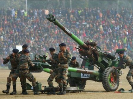 ডোকলাম, কাশ্মীর সমস্যাকে মাথায় রেখে বাজেটে প্রতিরক্ষা খাতে কী বরাদ্দ হল