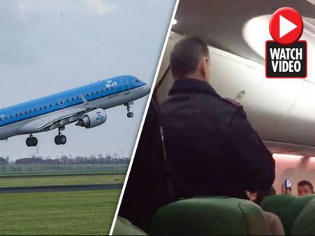 একটানা 'বাত কর্ম'-এ বিমানের মধ্যে ধুন্ধুমার, করতে হল জরুরি অবতরণ