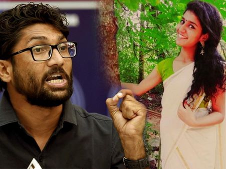 প্রিয়া প্রকাশের প্রসঙ্গ টেনে রাজনৈতিক তোপ জিগনেশের, নিশানায় আরএসএস