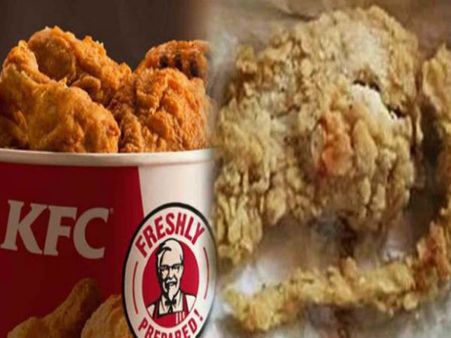 মাংসের রসনাতেই তাদের বিশ্বজোড়া খ্যাতি, সেই কেএফসিতেই মাংসের হাহাকার