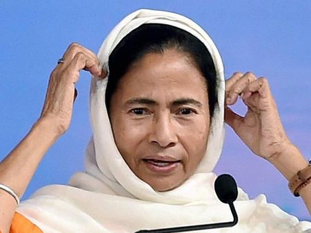 বিশ্ব বাংলা ছেড়ে এবার এই ইস্যুতে মমতাকে তোপ মুকুলের, আর কী বললেন বিজেপি নেতা