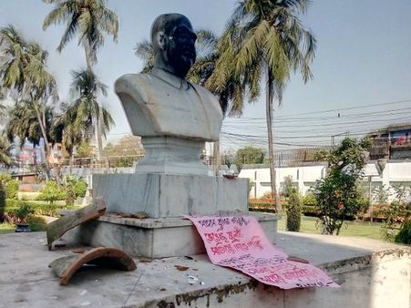 শ্যামাপ্রসাদের মূর্তি ভাঙায় কঠোর পদক্ষেপের দাবিতে গর্জে উঠল বিজেপি