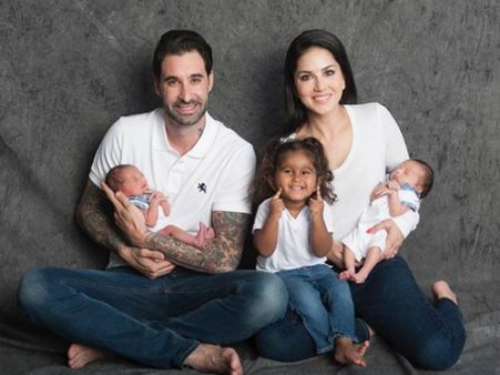 এবার যমজ সন্তানের মা হলেন সানি, শাহরুখ খানকে দিলেন টেক্কা