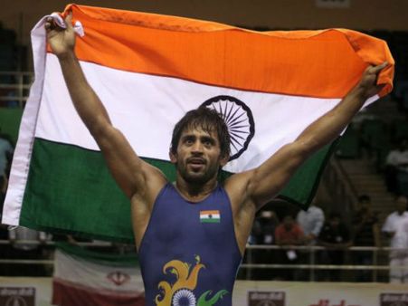 ফের কুস্তিতে সোনা ভারতের, টেকনিক্যাল সুপিরিওরিটি দিয়ে বাজিমাত পুনিয়ার