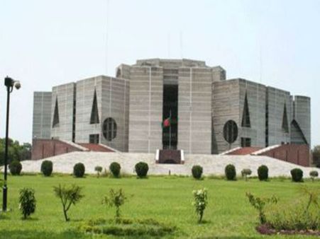 বাংলাদেশে নির্বাচনী প্রার্থীদের জন্য সংবিধান সংশোধনের সুপারিশ