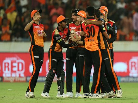 ঘরের মাঠে ফের অসাধারণ বোলিংয়ে পঞ্জাবকে হারিয়ে দিল হায়দরাবাদ