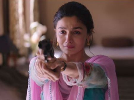 গুপ্তচরবৃত্তিতে সেহমত 'রাজি' হওয়ার পর কী হল! ৭১'এর যুদ্ধের প্রেক্ষাপট নিয়ে তৈরি এই ছবি কেমন 