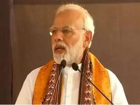 হাতজোড় করে ক্ষমা চাইলেন মোদী, আচার্য হিসেবে দায় নিয়ে ক্ষোভ মেটালেন বিশ্বভারতীর