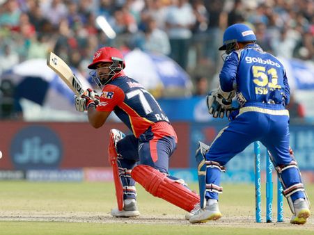 মুম্বইয়ের সামনে ১৭৫ রানের লক্ষ্য রাখল দিল্লি