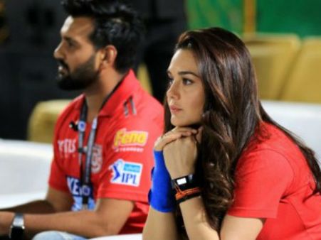 স্পিন বোলিং কোচ হিসেবে প্রীতি জিন্টার পাঞ্জাব কিংস নিযুক্ত করল এই প্রাক্তন ভারতীয় তারকাকে