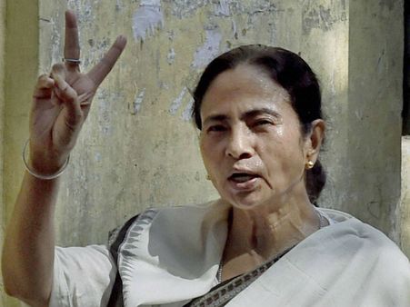 বাংলা আবার ভারত-সভায় শ্রেষ্ঠ আসন পেল! মমতার ‘পরিকল্পনা’য় এল সেরার স্বীকৃতি