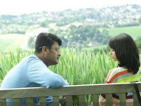'উমা' র বোধনে বৃষ্টি-ভিজল চোখ থেকে মন! গল্প বলার ধরনে মন কাড়লেন সৃজিত 