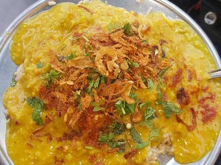 কলকাতার সেরা 'হালিম' চাখতে হলে দেখুন এই ফোটোফিচার