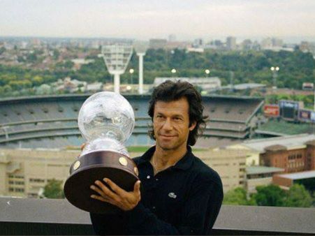 কখনও তিনি প্লে-বয়, কখনও চরমপন্থী, একটিই মানুষ অনেক মুখ