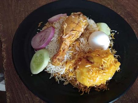 (ফটোফিচার) এরাজ্যের বাইরে, দেশের কয়েকটি জনপ্রিয় বিরিয়ানির দোকানের খোঁজ