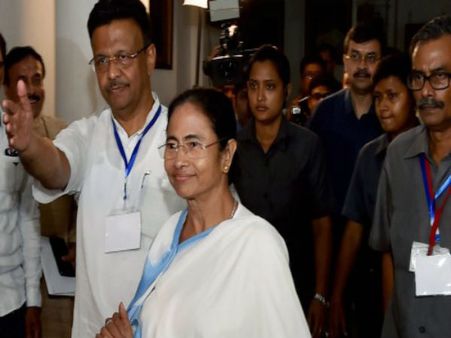 তেলেঙ্গানার মুখ্যমন্ত্রীর পর এবার আরও এক নেতা নবান্নে! ফেডারেল ফ্রন্টের সম্ভাবনা জোরদার