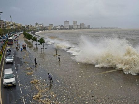 সর্বোচ্চ জোয়ারের দিনেও প্লাস্টিক-এ বদহজম আরব সাগরের, বিপাকে বিএমসি