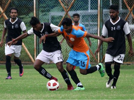 তৈরি সাদা-কালো, প্রস্তুতি ম্যাচে বড় মহামেডানের