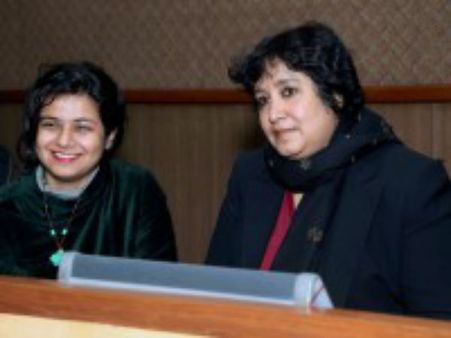 কলকাতায় থাকার কথা জানিয়ে ফের সরব তসলিমা, ভিসার মেয়াদ বাড়াল কেন্দ্র