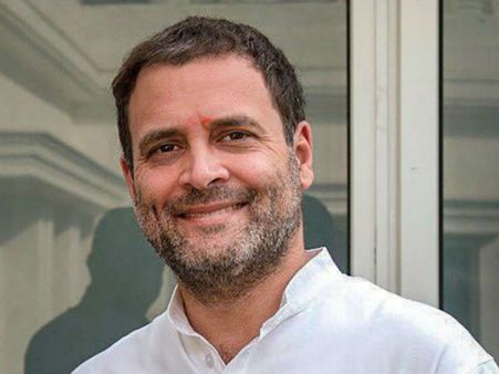 রাহুলের ওয়ার্কিং কমিটিতে তারুণ্যের জয়গান, বাদ পড়লেন এই বর্ষীয়ানরা