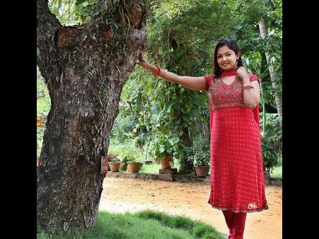 জাল নোট কাণ্ডে গ্রেফতার জনপ্রিয় মালয়ালি অভিনেত্রী, হইচই কেরলে