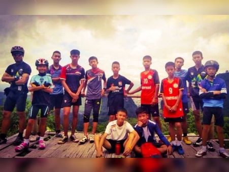 গুহার ভিতরে এখনও আটকে ৯, থাইল্যান্ডে ফের শুরু উদ্ধার অভিযান