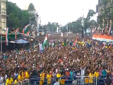 ১৯-এ ১৯ দখলের ডাক মমতার! পুরো দেশ ব্রিগেডে