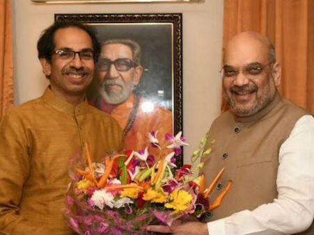 উদ্ধব ঠাকরেকে ফোন অমিত শাহ-এর, আস্থা ভোটে কোনদিকে থাকবে শিবসেনা