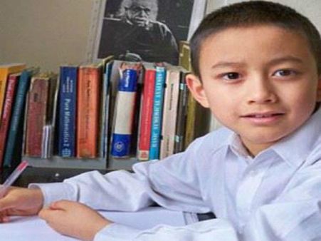 ১৪ বছরেই বিশ্ববিদ্যালয়ের অধ্যাপক, বিষ্ময় বালকের কাহিনী অবাক করার মতো