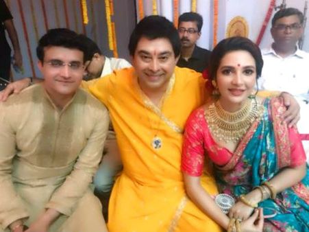 কেন একজোট হলেন সৌরভ-শুভশ্রী-জিৎ! জানুন নেপথ্যের ঘটনা