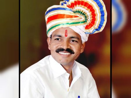 ১০ বছরে স্বপ্নের উত্থান, অটোরিক্সা চালক থেকে হলেন শিল্পনগরীর মেয়র