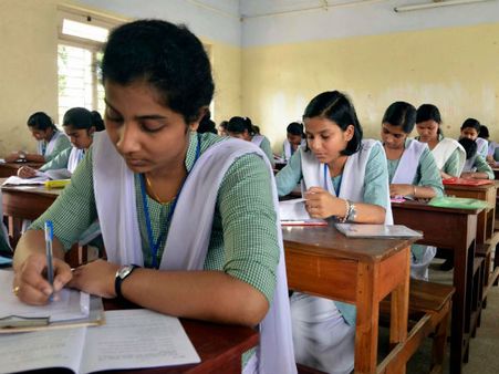 বিনামূল্যে প্রবেশিকা পরীক্ষার প্রস্তুতি এবার হাতের মুঠোয়, আসছে সরকারি কোচিং সেন্টার