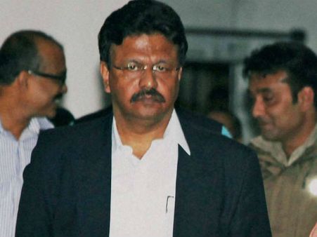 তৃণমূলের পুর-বোর্ড ভেঙে দেওয়া হল, চরম ‘হুঁশিয়ারি’ পুরমন্ত্রী ফিরহাদ হাকিমের