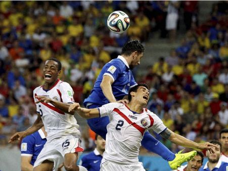 শহরে পা রাখলেন ব্রাজিল এবং রাশিয়া বিশ্বকাপে অংশ নেওয়া জনি অ্যাকোস্টা, কী বললেন তিনি, জেনে নিন