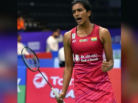 ফের এক ব্যাডমিন্টন বিশ্ব চ্যাম্পিয়নশিপ ফাইনালের লক্ষ্যে পিভি সিন্ধু