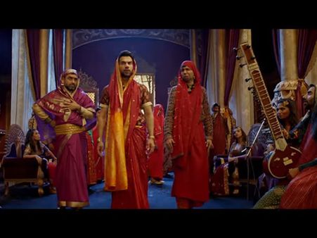 রহস্যময়ী 'স্ত্রী' কোন বার্তা দিচ্ছে! রাজকুমার-শ্রদ্ধার এই ছবির গল্প আসলে কী নিয়ে 