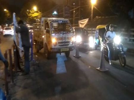 যতকাণ্ড দক্ষিণ কলকাতায়! এবার এই ব্রিজ নিয়ে আতঙ্কে বিস্তীর্ণ অংশের মানুষ, দেখুন ভিডিও