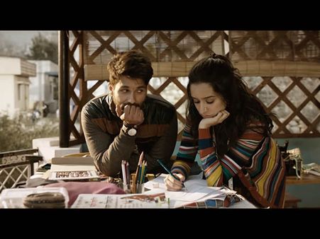 শাহিদ-শ্রদ্ধার ছবির 'দেখতে দেখতে' গানটি নিয়ে এই মজাদার পোস্টগুলি না দেখলে 'মিস' করবেন