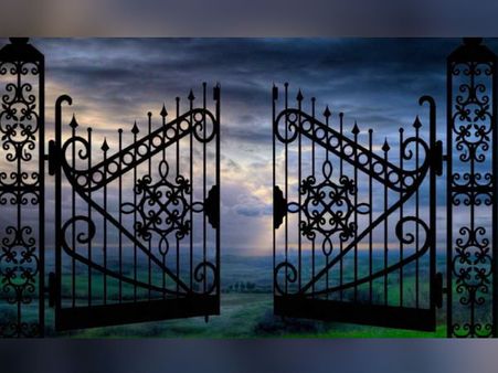 জানেন কি কৌশিকী অমবস্যার রাতে কিছুক্ষণের জন্যে খুলে যায় স্বর্গের দরজা! রইল সেই ভয়ঙ্কর কাহিনী