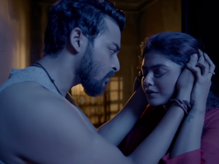 যৌনতার গল্পই কি শুধু বলছে 'চরিত্রহীন'! দেখুন ভিডিও