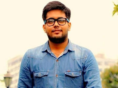 দুর্গাপুজোর সাহিত্য: শোভন-এর সেরা একগুচ্ছ প্রেমের কবিতা, পুজোয় যা মন ছোঁবে