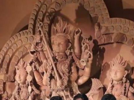 দু'পারের বাংলাকে মিলিয়ে বাবুবাগানের থিম 'বাংলার মাটিতে সুরের মূর্ছনা'