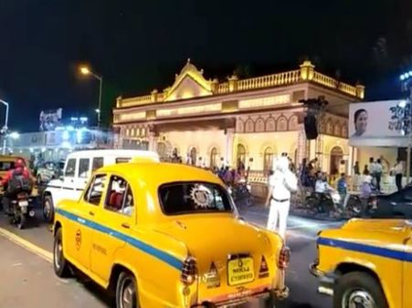 সেজে উঠেছে রেড রোড, কার্নিভালের প্রস্ততি খতিয়ে দেখলেন পুলিশ কমিশনার