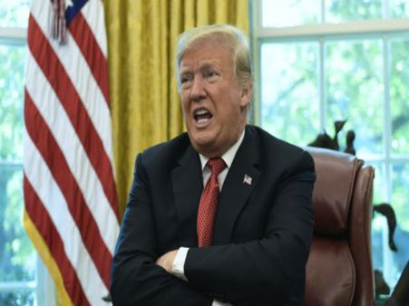 ওবামা-ক্লিন্টনের কাছে সন্দেহজনক পার্সেল বোমা! ক্ষিপ্ত ট্রাম্প যা বললেন