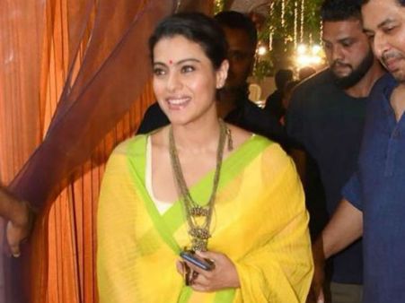 মুম্বইয়ে বাড়ির দুর্গাপুজোয় মাতলেন কাজল! দেখুন পুজোর ভিডিও